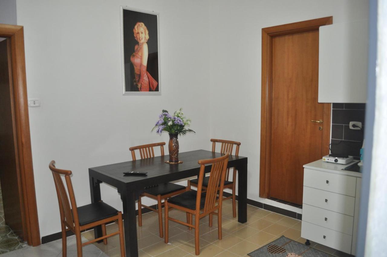 Ciao Naples B&B Napoli Bagian luar foto