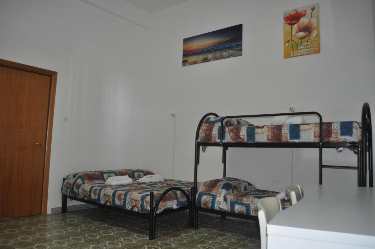 Ciao Naples B&B Napoli Bagian luar foto